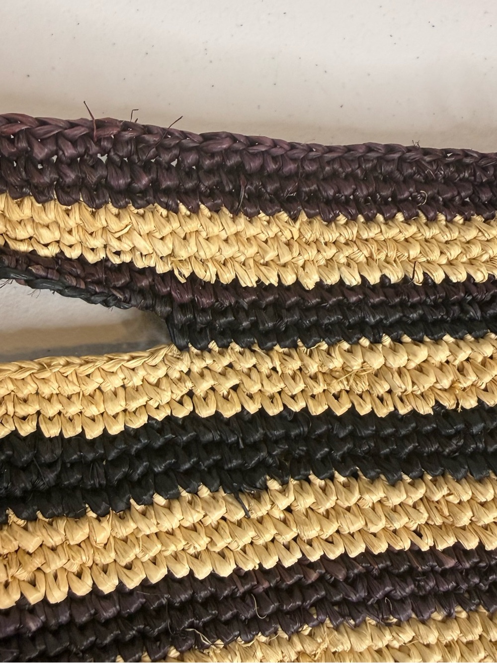 Striped Raffia Tote Bag - Picture 5 of 10